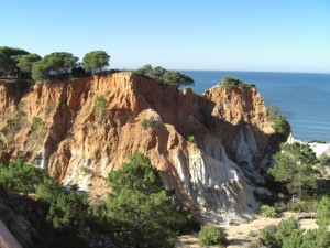 Algarve-Pine_Cliffs_Resort-cliffs