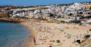 praia-da-luz-beach