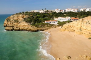 best times to visit the algarve
